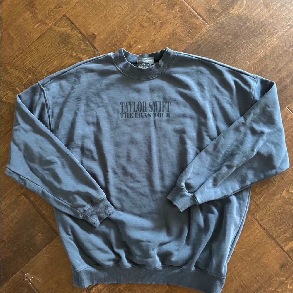 Taylor Swift Eras Tour Oversized Crewneck Sweatshirt Size S NWOT Mineral Blue